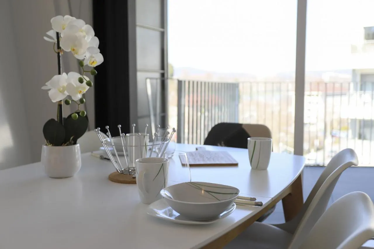 Appartement La Plume classé 3 étoiles vue Lac avec parking Annecy